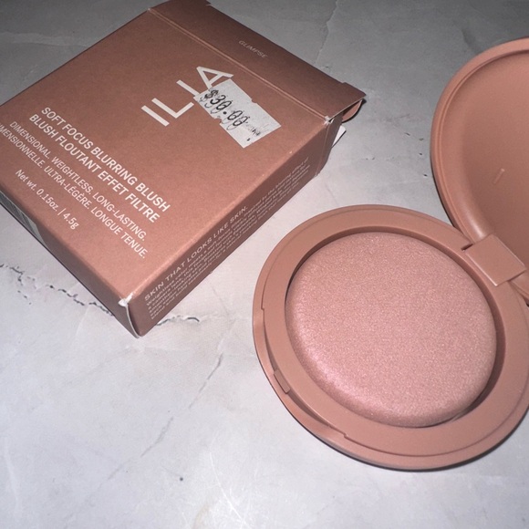 Ilia Soft Focus Blurring Blush in Glimpse - Picture 1 of 5